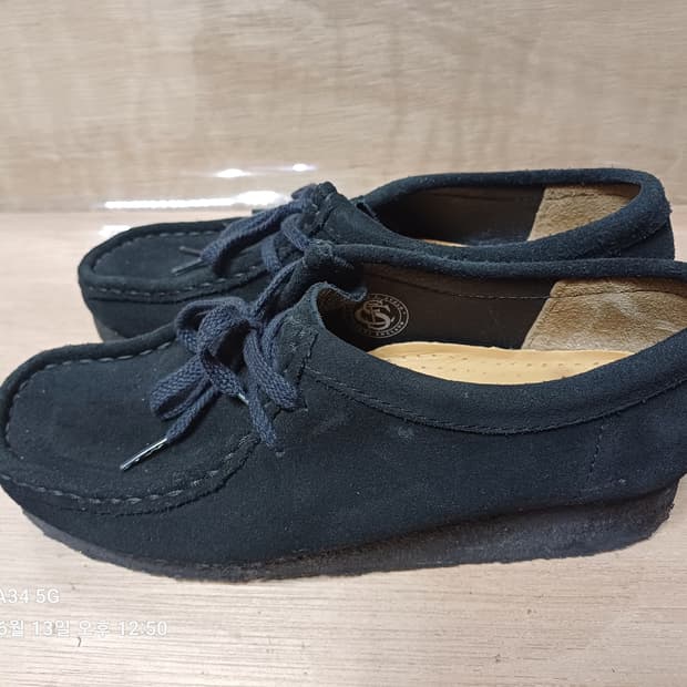 235 클락스 왈라비 블랙