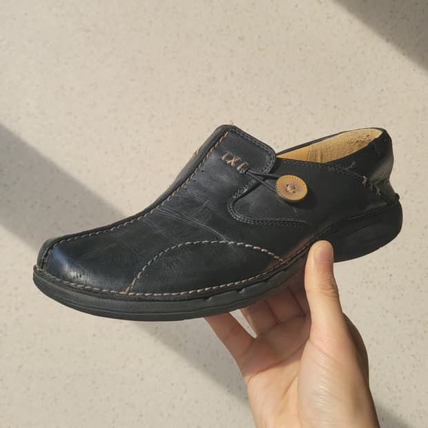 클락스 un loop 245 250