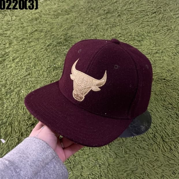 아디다스 시카고 불스 볼캡 모자