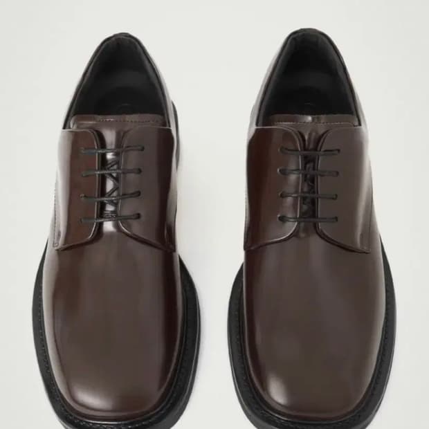 코스 스퀘어토 더비 40 사이즈 