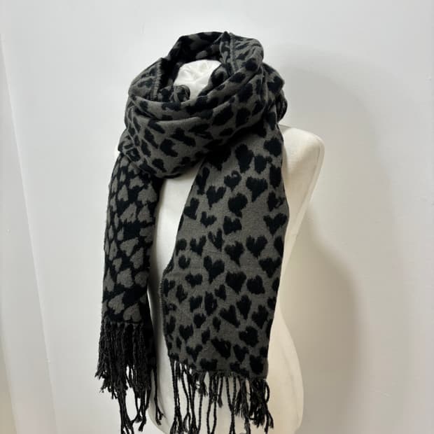블랙 호피 레오파드 하트 머플러 목도리