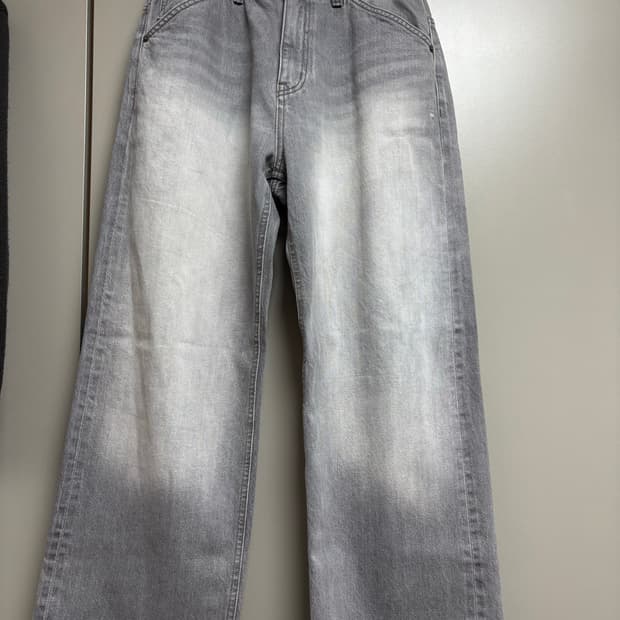 해칭룸 Kuroki Regular Jean Washed Grey
