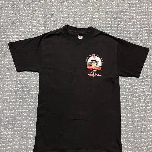 인앤아웃 65주년 티셔츠