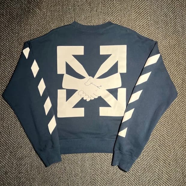 오프화이트 어그리먼트 에로우 맨투맨 105