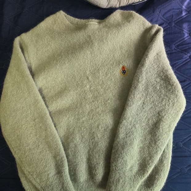 헤리티지플로스 알파카 니트 라이트그레이 팝니다