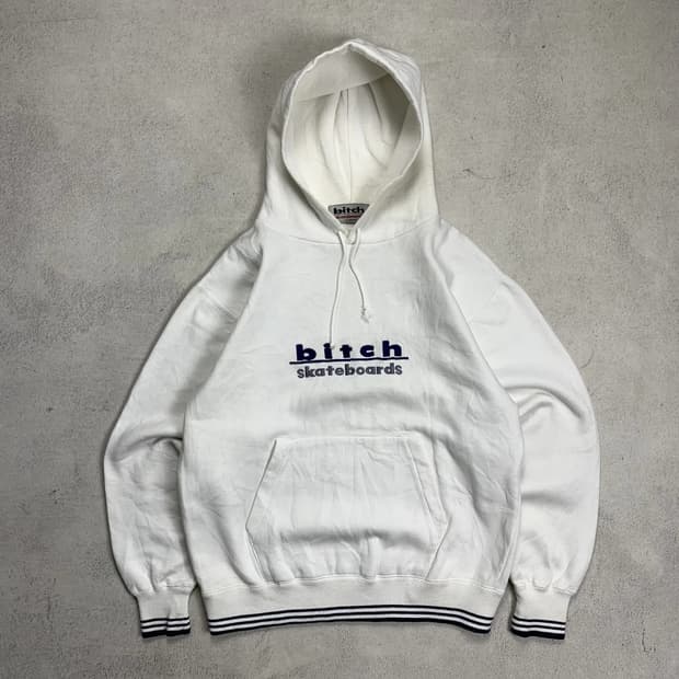 비치 스케이트보드 로고 후드티