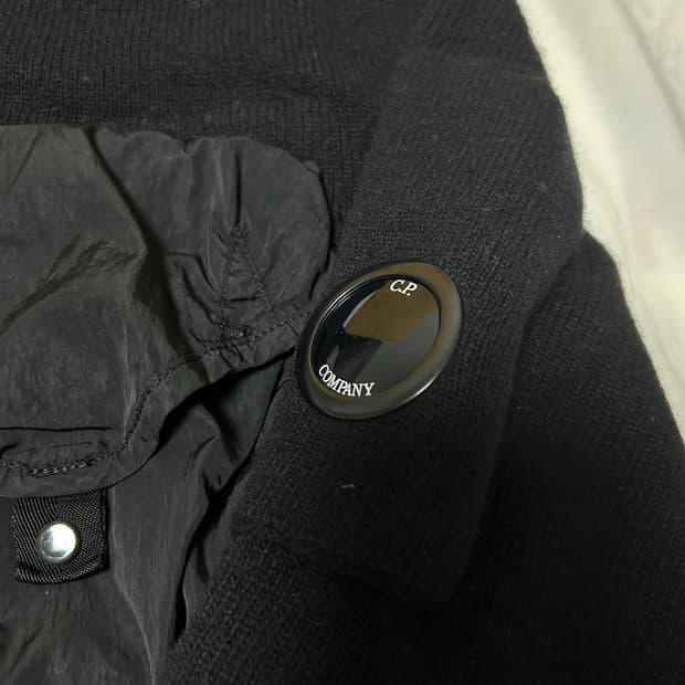 cp company  블랙 울 니트 52(105)
