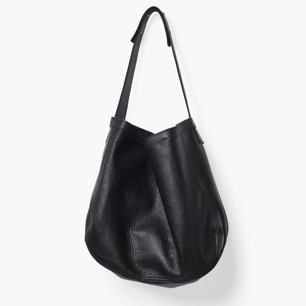 이얼즈어고_레더 페이퍼보이백 