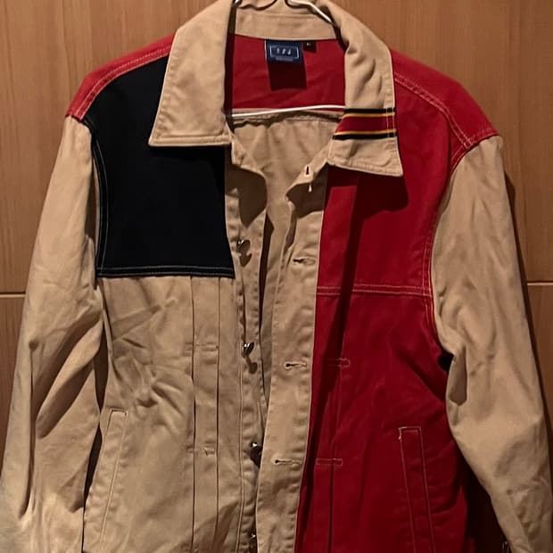 로맨틱크라운 컬러 블록 자켓 L