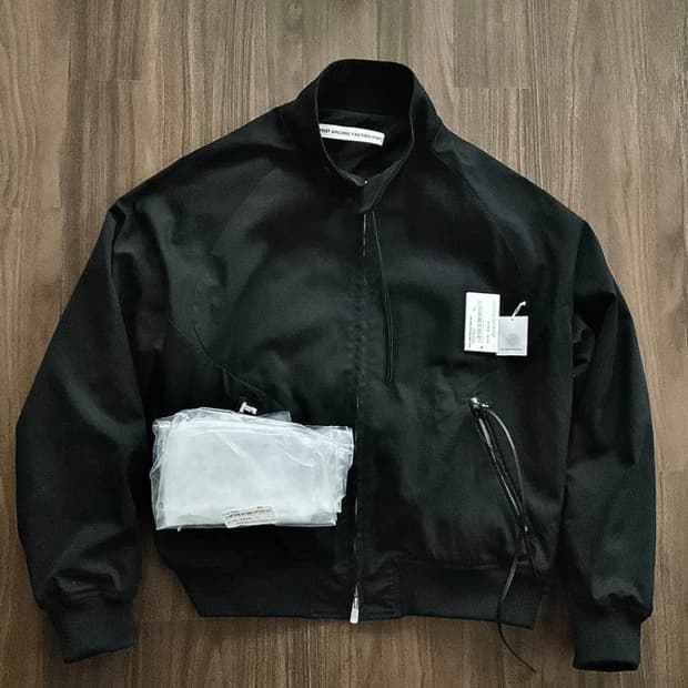 포스트아카이브팩션 8.0센터 봄버xs