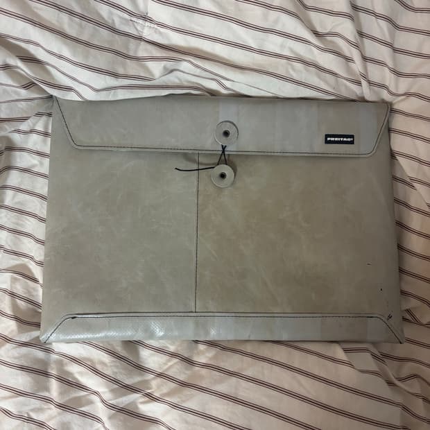 프라이탁 노트북 파우치 랩탑 15인치