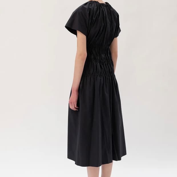 킨더살몬 shirring Dress Navy