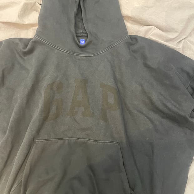 yeezy gap 후드티 L