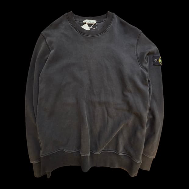 스톤아일랜드 와펜 가먼트다잉 맨투맨