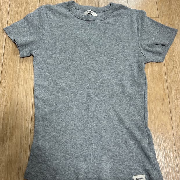 글로니 G CLASSIC FITTED TEE (GRAY)
