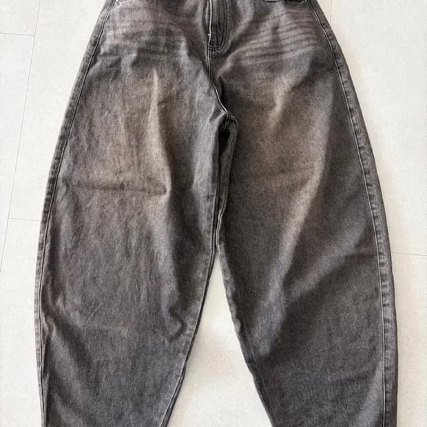 무신사 스탠다드 벌룬핏 팬츠