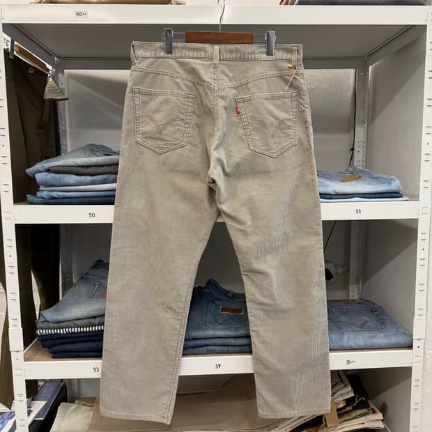 00’s 505 Corduroy Levi’s