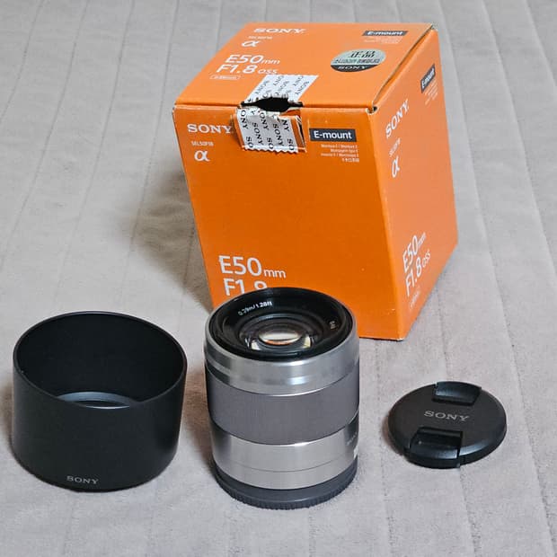 소니 E 50mm F1.8 OSS 렌즈