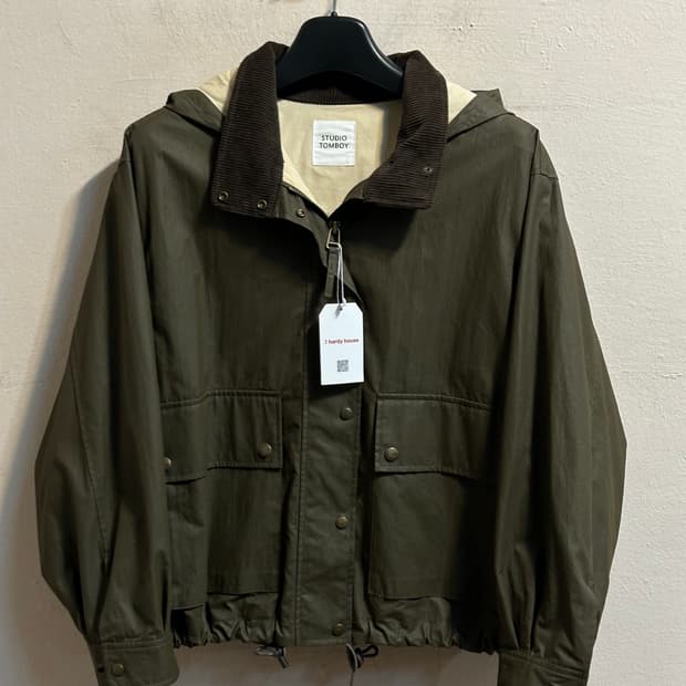 스튜디오 톰보이 후드 야상 점퍼