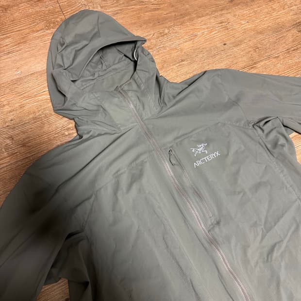 아크테릭스 스쿼미시 카키 L