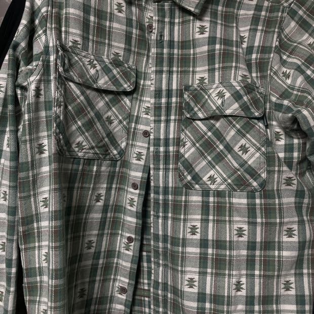 디스이즈네버댓 셔츠