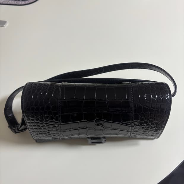 발렌시아가 아워글래스백 블랙 크로커다일