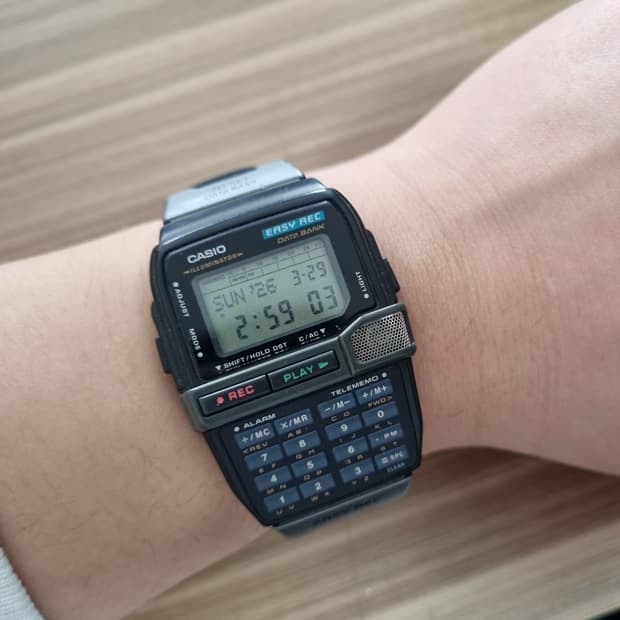 빈티지 카시오 녹음기 시계 DBC-V50
