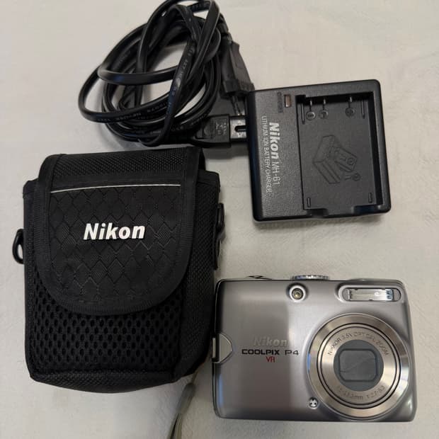 니콘 쿨픽스 Nikon coolpix P4