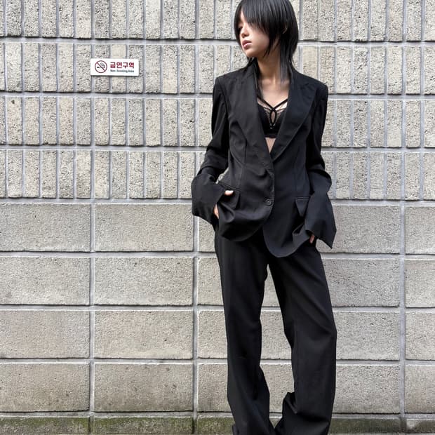 구찌 유니폼 미니멀 스티치 수트 셋업