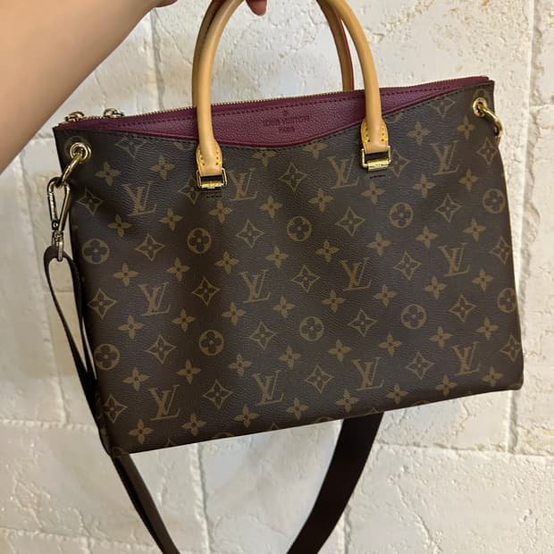 루이비통 팔라스 모노그램 숄더백