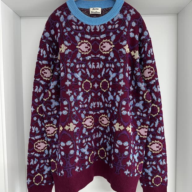 아크네스튜디오 플로럴 패턴 니트