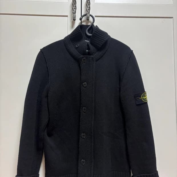 스톤아일랜드 니트 집업 가디건