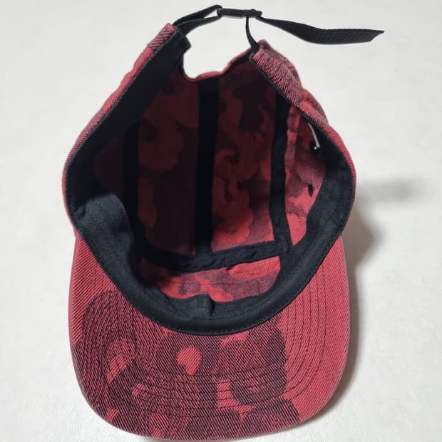 슈프림 캠프캡 레드 패턴