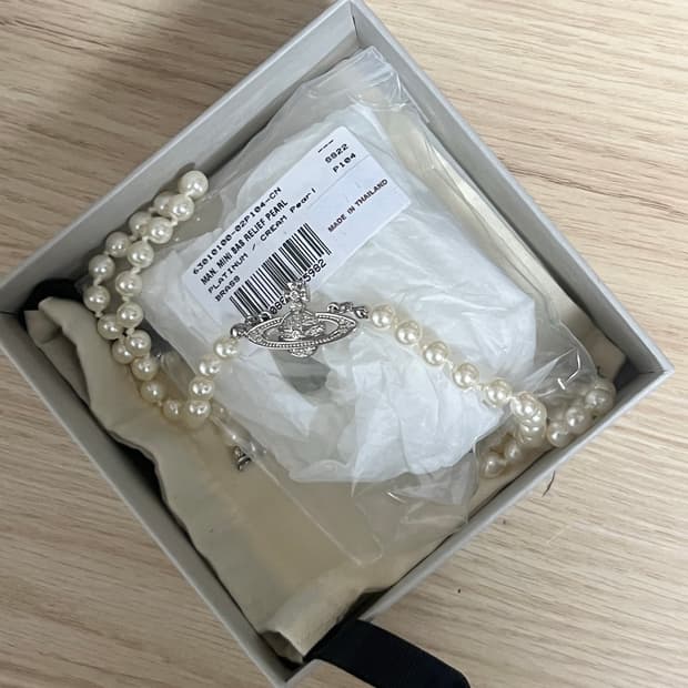 비비안웨스트우드 미니 펄 바스 릴리프 네클리스 실버