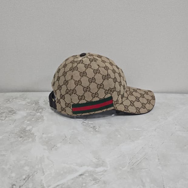 구찌 볼캡 모자 m사이즈 판매