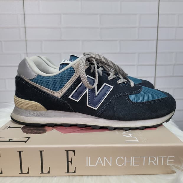 뉴발란스 574 클래식 다크 네이비 스니커즈 운동화 신발 270사이즈