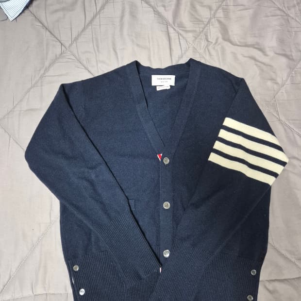 톰브라운 캐시미어 가디건 