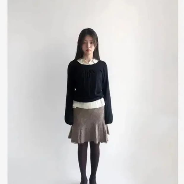 이알로이지 니트 