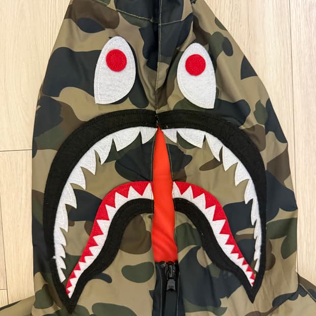 [급처] 오늘만 이 가격 !!! Bape 바람막이