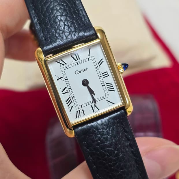 까르띠에탱크머스트 L사이즈 정품