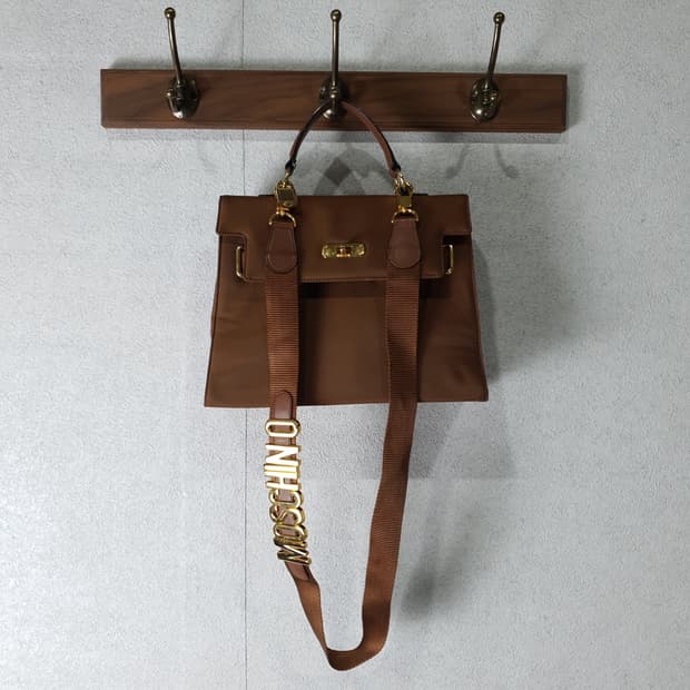 모스키노 레드월 토트백 숄더백
