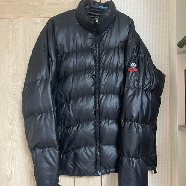 노스페이스 블랙  유광 경량패딩 일본판 2xl xxl