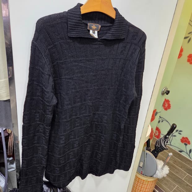 펜디 쥬카 니트