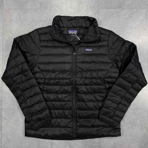 파타고니아 경량패딩 블랙