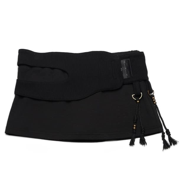 Bonienkiye hook baning mini skirt 구해요