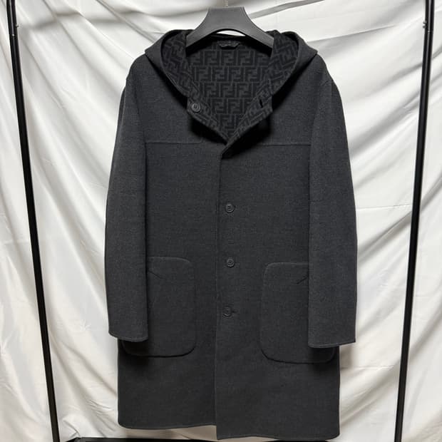 [S+급/54] 펜디 리버서블 캐시미어 후드 코트 블랙