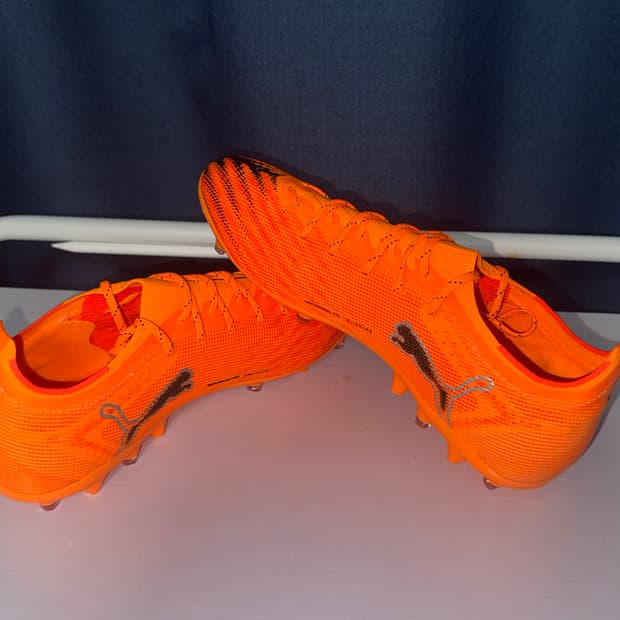 푸마 울트라 6 프로 MG 축구화 285mm