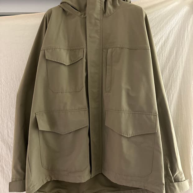 유니클로 마운틴 파카 XL 베이지