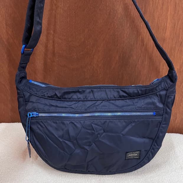 포터 러브앤피스 링클 크로스백