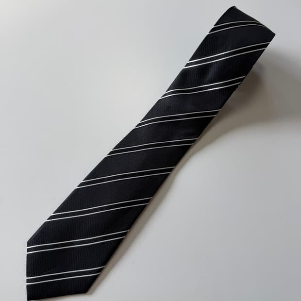 Les mues 실크 넥타이 7cm